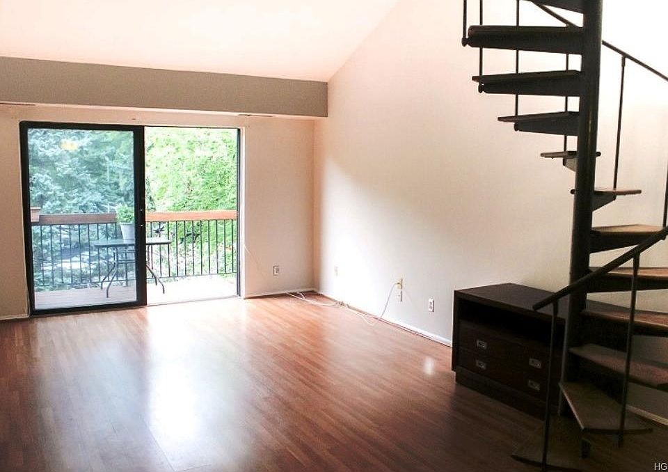 1st image of 14 Bronxville Glen Dr APT 24