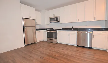 Rented by Manhattan Realty Group