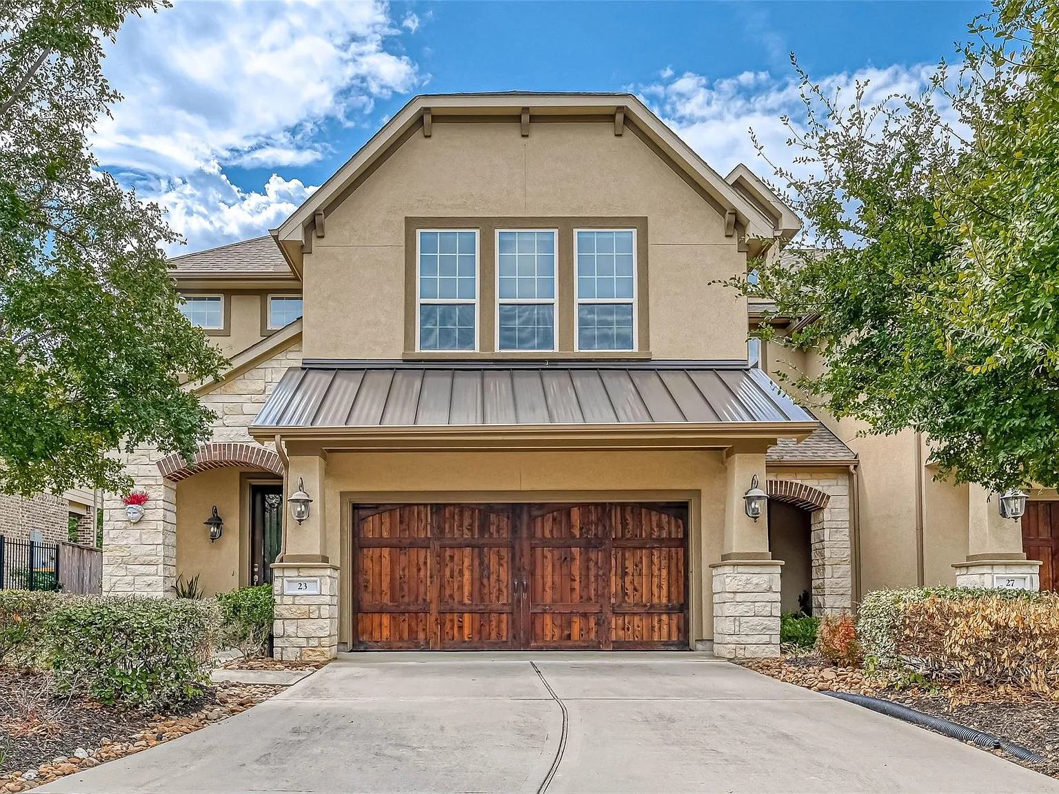 3 bed, 2.5 bath, 2048 sqft, $3,800 — Photo 4