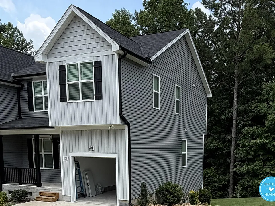109 Stewarts Knob Dr