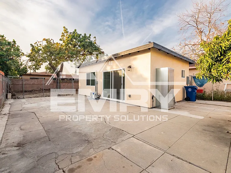 6221 Fishburn Ave — Photo 15