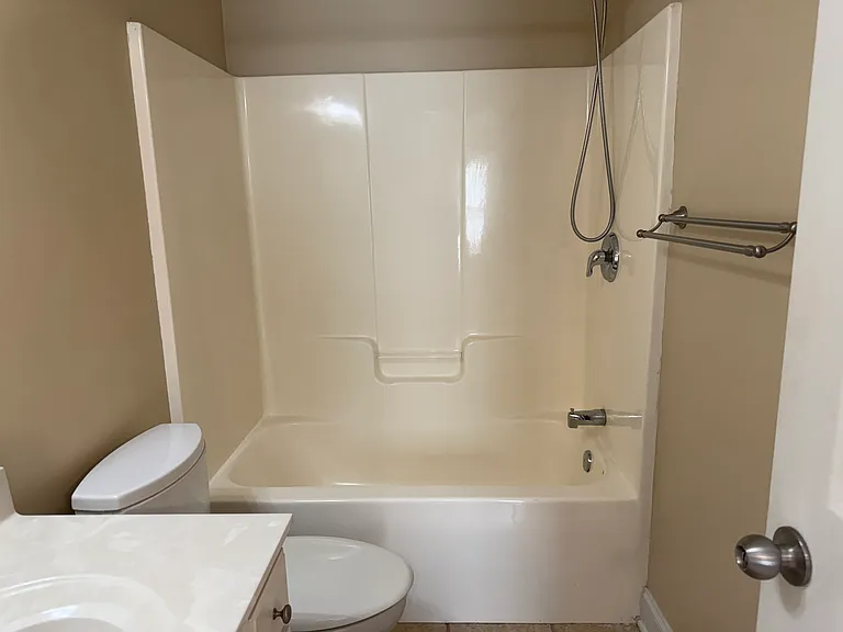 235 Tamarack Dr — Photo 18