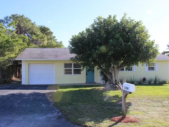 2104 NE 1ST Court, Boynton Beach, FL 33435
