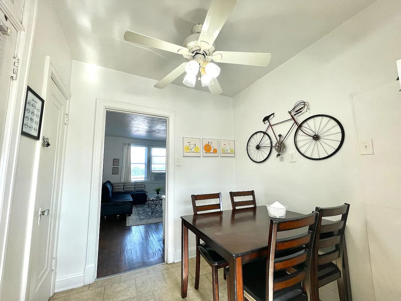 1 bed, 650 sqft, $950 — Photo 2