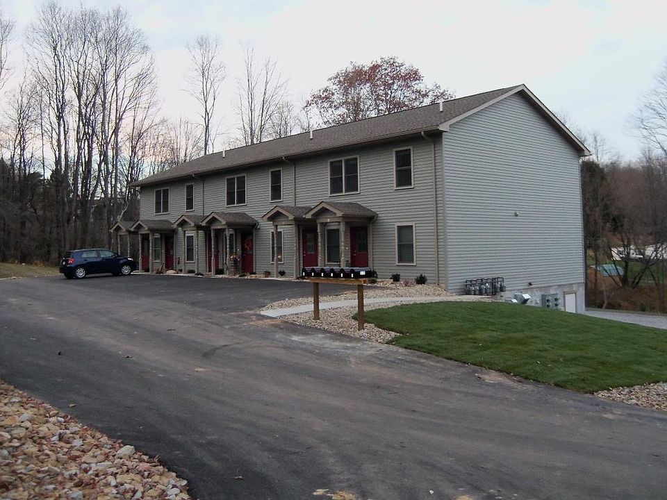 Front apartment