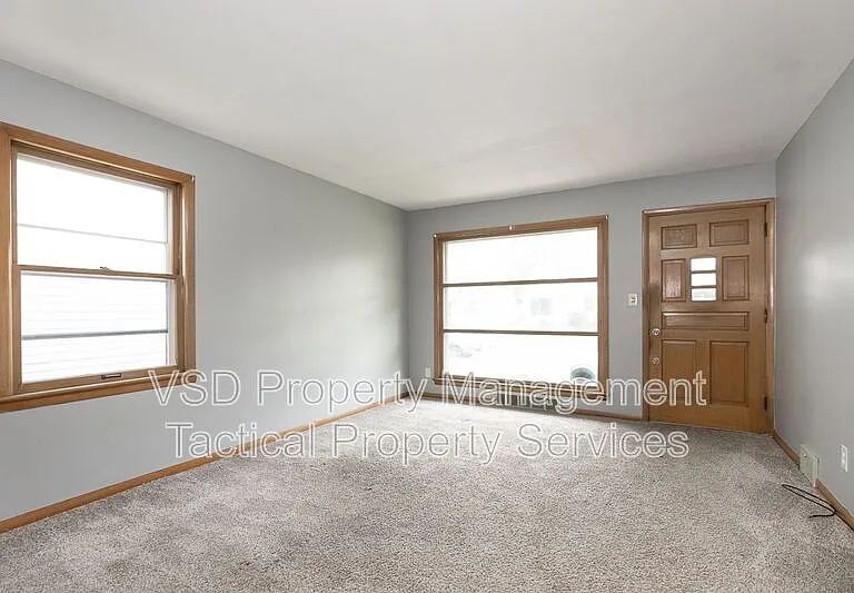 19268 Stafford Ave — Photo 9