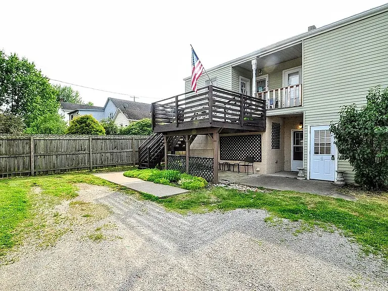 410 Pike St #3 — Photo 11