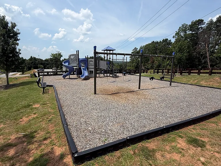 111 Norse Creek Dr — Photo 21