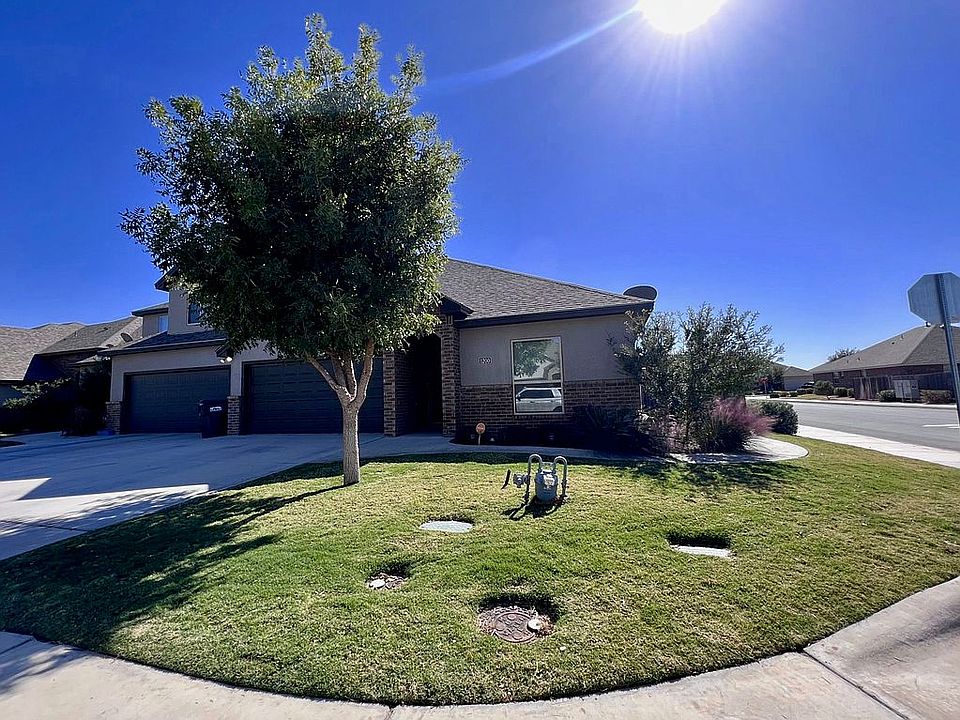 Beautiful corner lot!