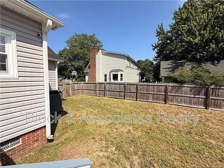 3460 McChoen Dr — Photo 23