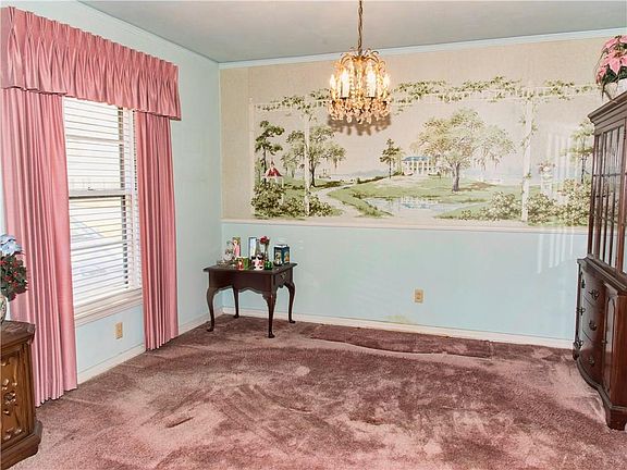 5th image of 6307 Monticello Ave