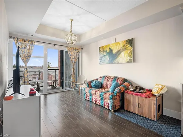 15 Prince Albert Blvd #507, Kitchener, ON N2H 0C2