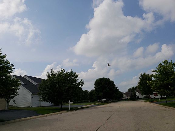 5th image of 610 Camden Ln