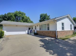 2609 Brownfield Rd, Urbana, IL 61802