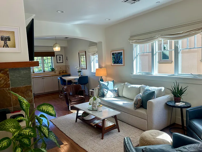 1426A Laguna St — Photo 3
