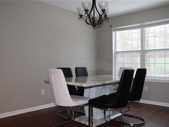 5th image of 6028 N Tybalt Dr