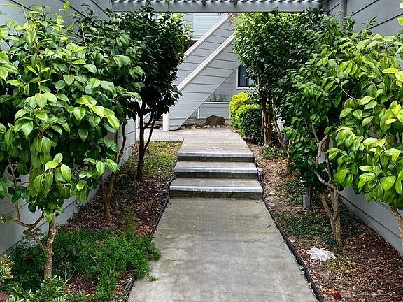 2nd image of 2601 Willowbrook Ln Unit 17