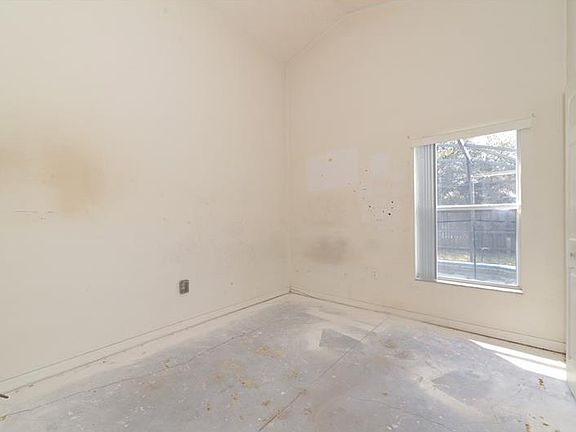 2nd image of 115 Richmar Ave