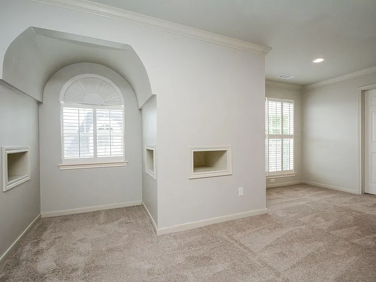 2022 Fairview Ave — Photo 22