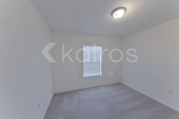 466 Norwood Ave S — Photo 7