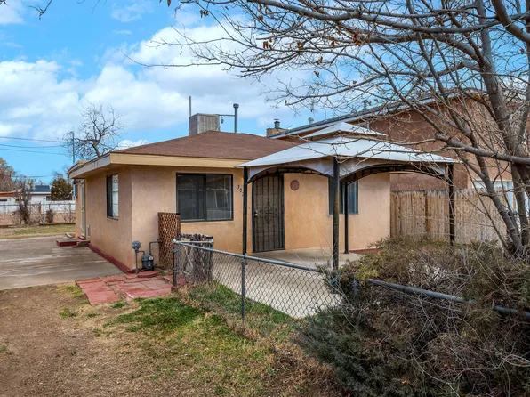 3029 Hudson Cir NW, Albuquerque, NM 87107