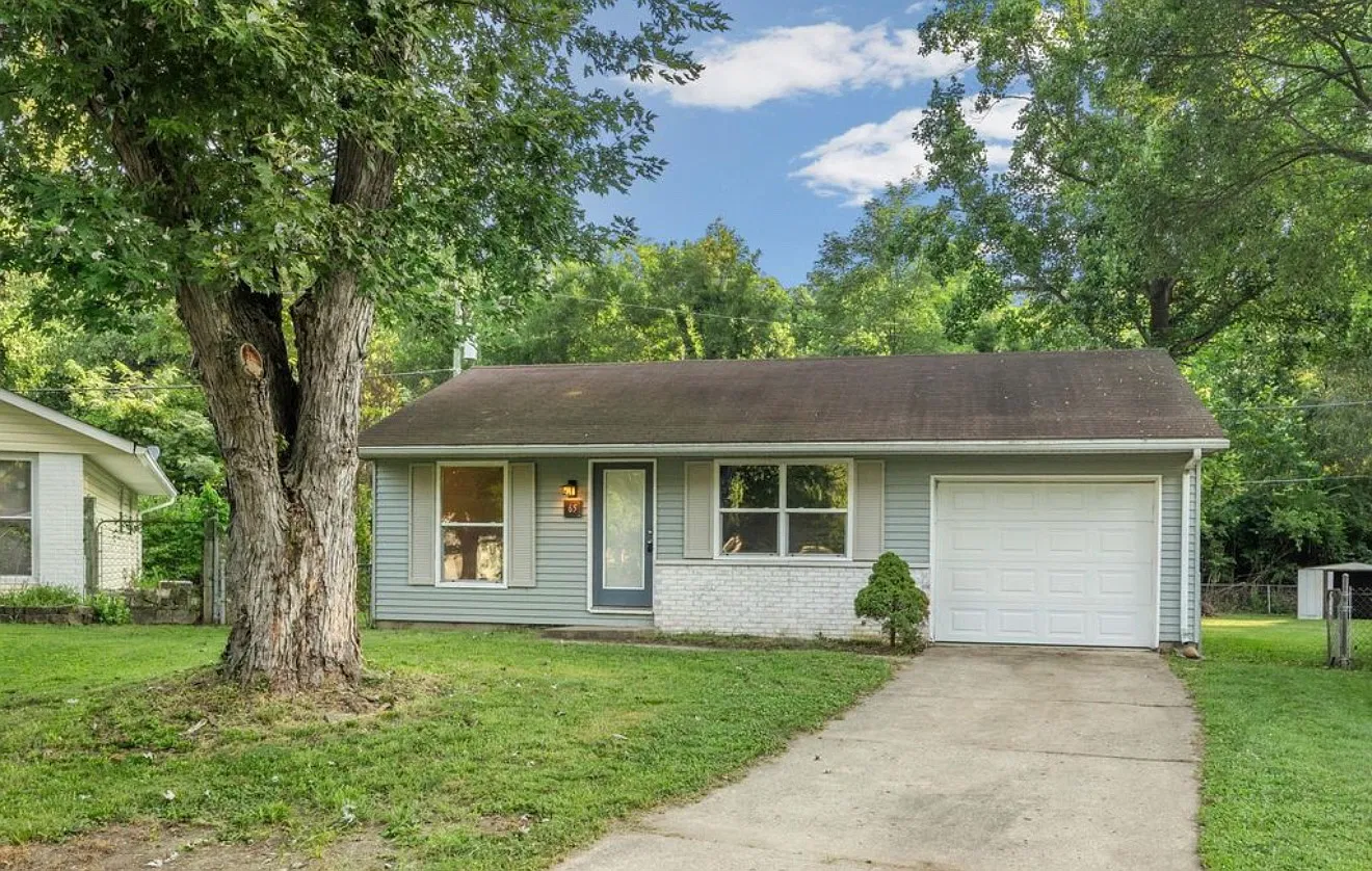 3 bed, 925 sqft, $1,400 — Photo 1