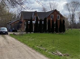 1793 Klondike Park Rd, Wasaga Beach, ON L9Z2W8