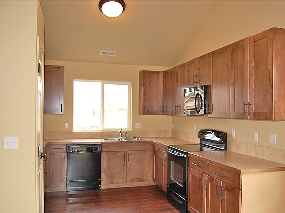 5th image of 1317 W Century St