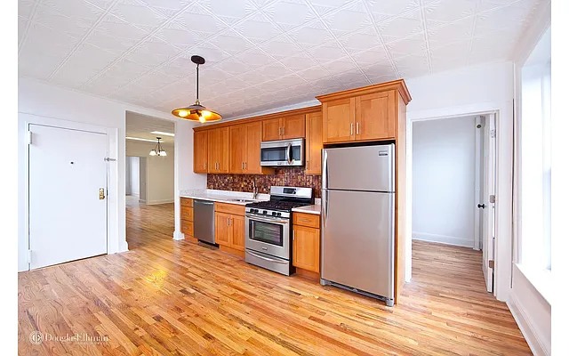 Rented by Douglas Elliman | media 14