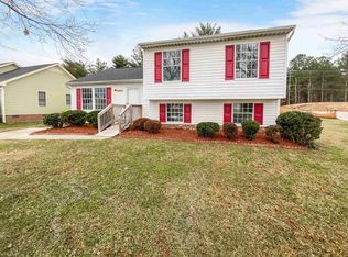 5525 Bellcamp Ct, Raleigh, NC 27610