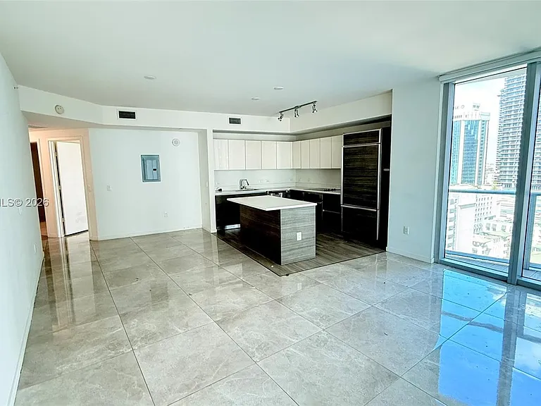 1100 S Miami Ave #1710 — Photo 22