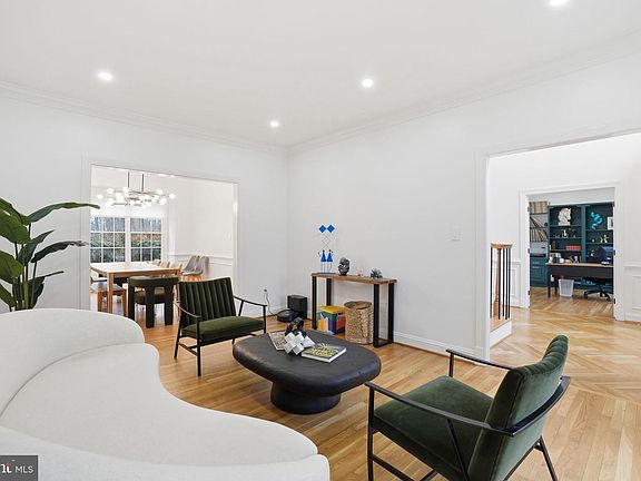 5th image of 8656 Tuttle Rd