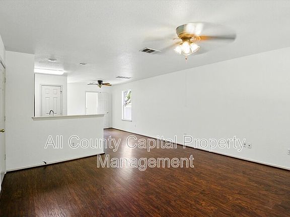 5th image of 508 Crater Lake Dr