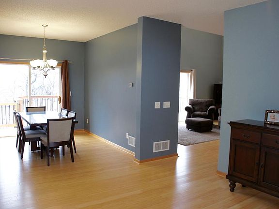 2nd image of 8492 Savanna Oaks Ln