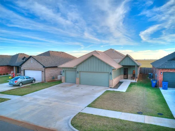 1209 Alpine Ct, Kingfisher, OK 73750