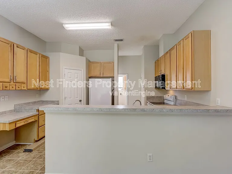 749 Grand Parke Dr — Photo 16