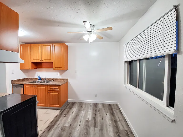 702 Gloucester St #302 — Photo 13