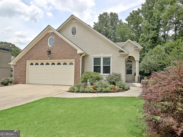 128 Masters Dr N, Peachtree City, GA 30269
