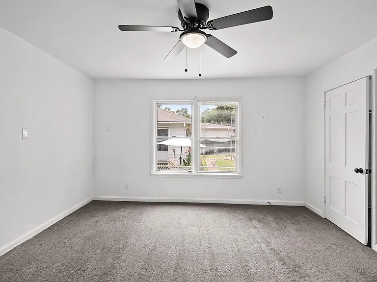 8327 Bonner Dr — Photo 21