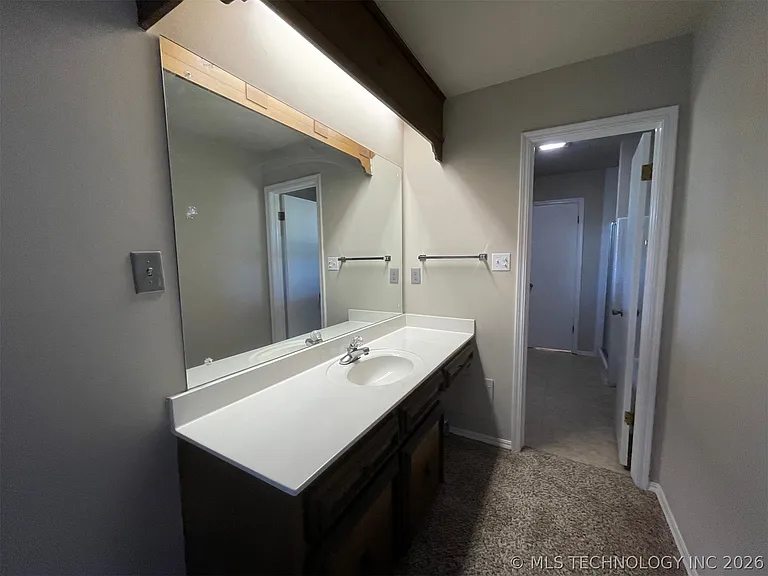 3925 E 60th Pl — Photo 35