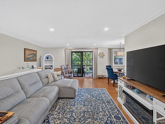 5th image of 263 River Avenue #52