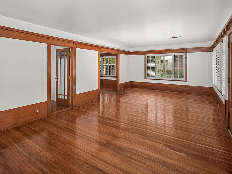 3925 Hawk St — Photo 16