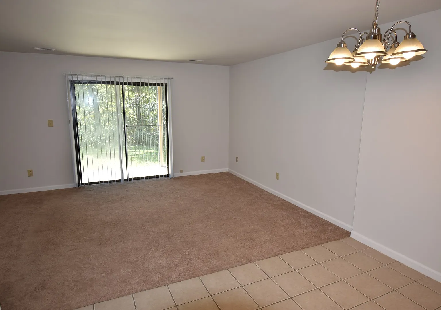 Wickford Court Apartments — Photo 2