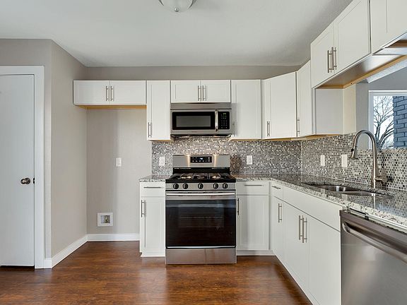 4th image of 10502 Little Pebble Dr