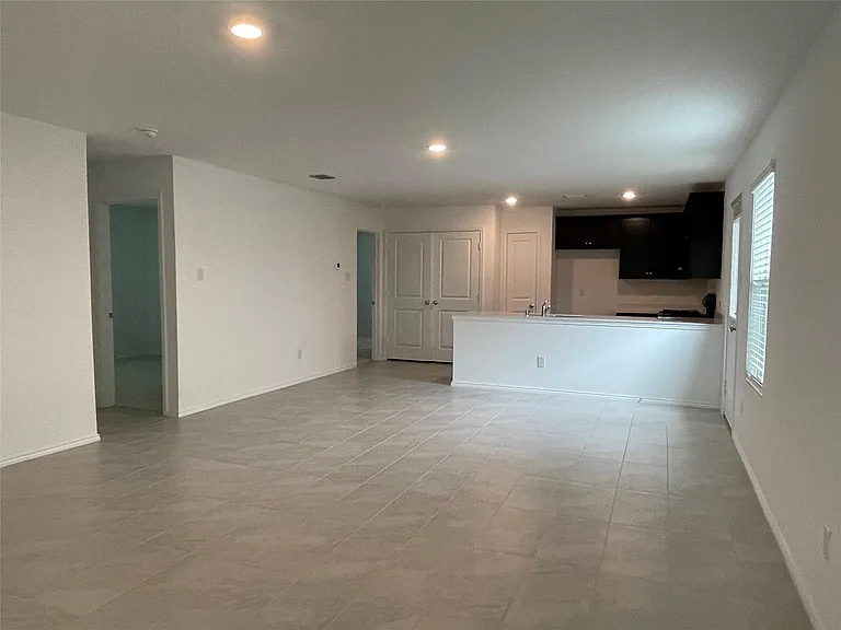 3721 Harper St — Photo 4