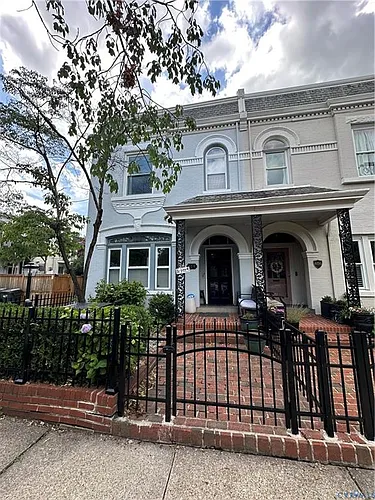 404 N Shields Ave Photo 1