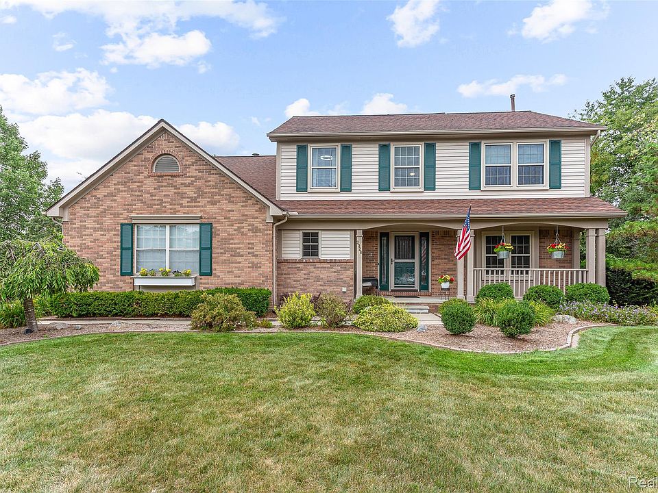 1st image of 2328 Chestnut Cir