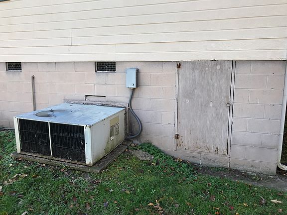 2nd image of 307 Avenue C
