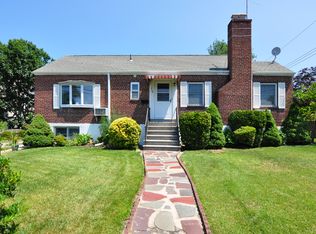 976 Mile Square Rd, Yonkers, NY 10704