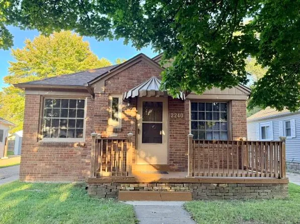 2240 Avon St, Saginaw, MI 48602